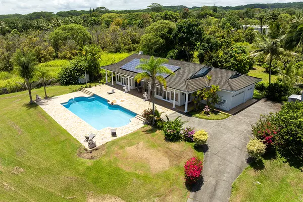 Hilo, HI 96720,647 KAUHIULA RD