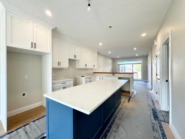 Saugeen Shores, ON N0H 2C8,385 Rosner DR