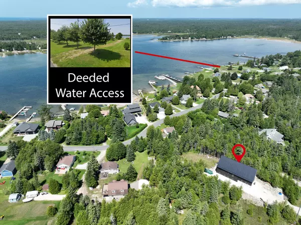 Northern Bruce Peninsula, ON N0H 2T0,64 Baywatch DR