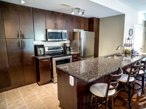 Orleans - Cumberland And Area, ON K4A 0X8,68 STERNES Private