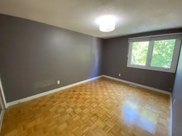 London North, ON N6G 2C2,1401 Wonderland RD N