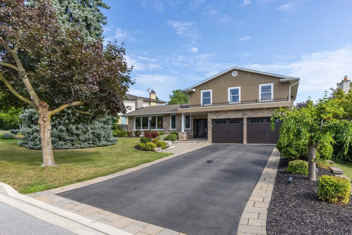 2119 Agincourt CRES, Burlington, ON L7P 1P3