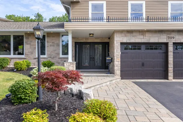 2119 Agincourt CRES, Burlington, ON L7P 1P3