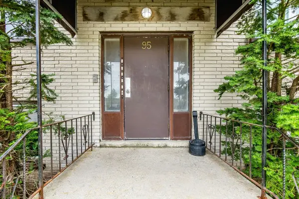 Barrie, ON L4N 2P2,95 Gowan ST