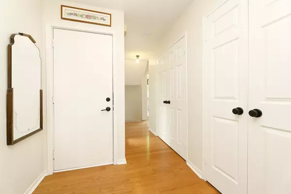 Toronto E06, ON M1N 4C9,34 Rodeo Pathway