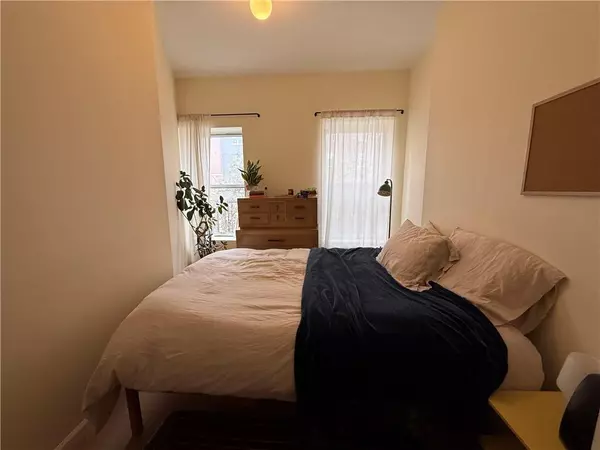 Brooklyn, NY 11205,42 Clermont AVE #3