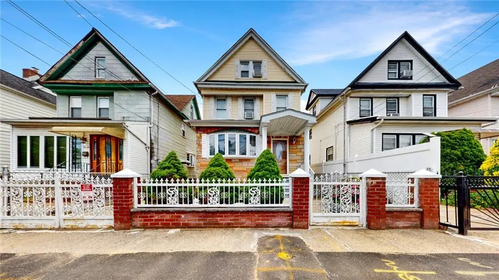 South Richmond Hill, NY 11419,95-20 108th ST