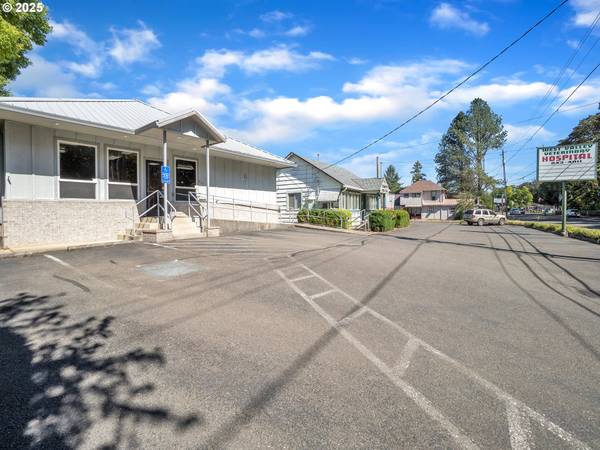 Sheridan, OR 97378,711 W MAIN ST