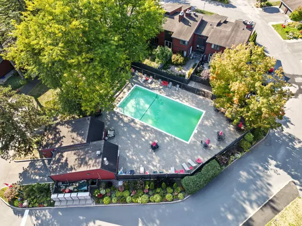 South Of Baseline To Knoxdale, ON K2H 8P8,280 Mcclellan RD #39