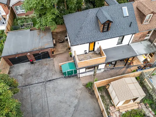 Toronto C01, ON M6H 3Y2,377 Lansdowne AVE