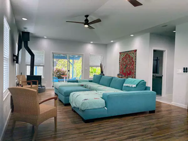 Volcano, HI 96785,11-3927 LIONA ST