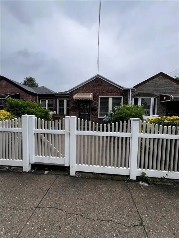 Brooklyn, NY 11234,5706 Avenue L