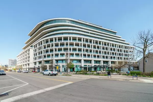 Oakville, ON L6L 0E1,11 Bronte RD #103