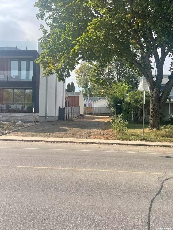 Saskatoon, SK S7K 3J3,1551 Spadina CRESCENT E