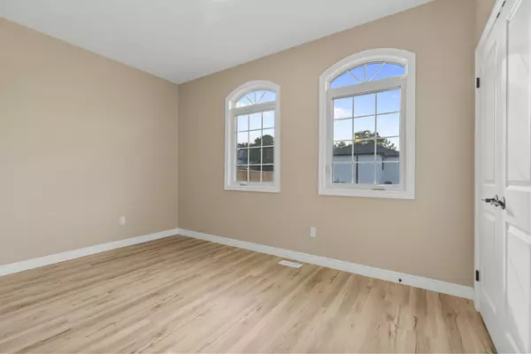 Tillsonburg, ON N4G 5X3,5 John Pound RD #5