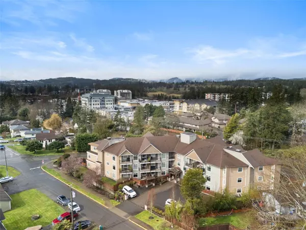 View Royal, BC V8Z 5G1,21 Conard St #201