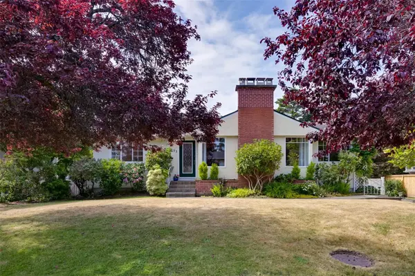 Esquimalt, BC V9A 5N8,1153 Hadfield Ave