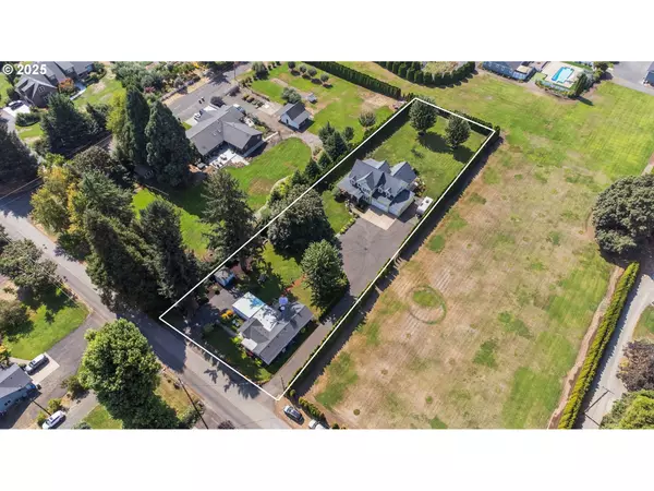 Eugene, OR 97404,2011 RIVER LOOP 1