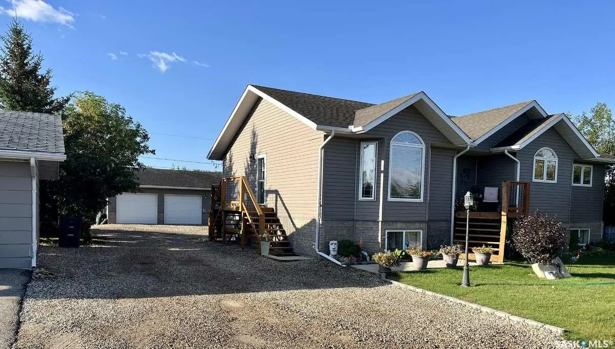 305 3rd STREET, St. Brieux, SK S0K 3V0