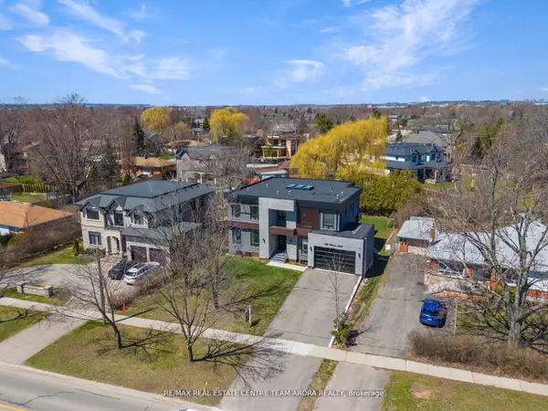 Oakville, ON L6L 1Z3,1325 Rebecca ST