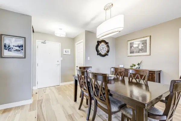 Burlington, ON L7S 1Z5,1201 North Shore BLVD E #809