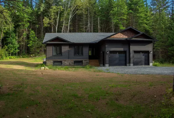 Huntsville, ON P1H 2J4,149 BOWYER RD W