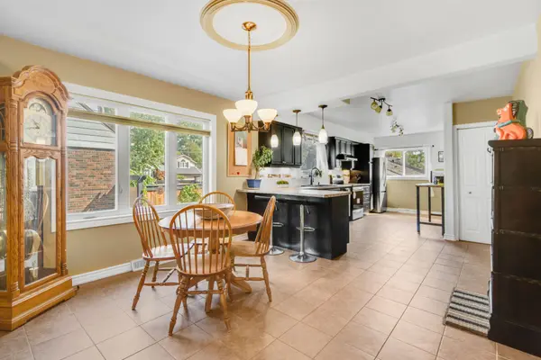 Niagara Falls, ON L2E 5Z2,6440 Crawford ST