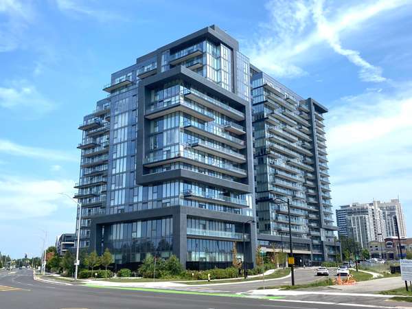 10 Gatineau DR #514, Vaughan, ON L4J 0L2