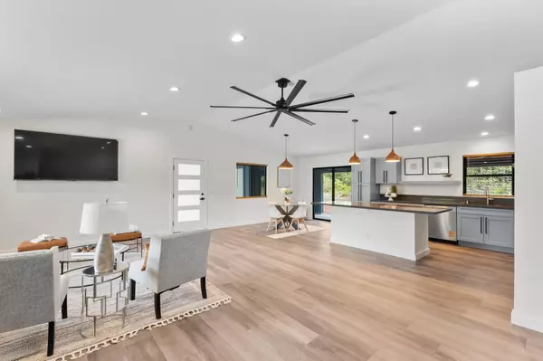 Keaau, HI 96749,15-1465 19TH AVE