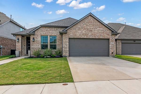 4813 Monte Verde Drive,  Fort Worth,  TX 76244