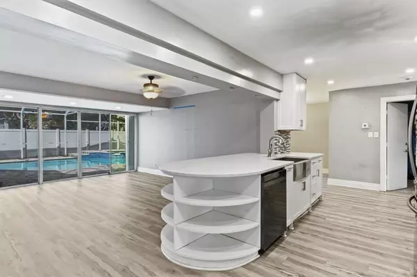 Tamarac, FL 33321,9510 NW 81st Ct