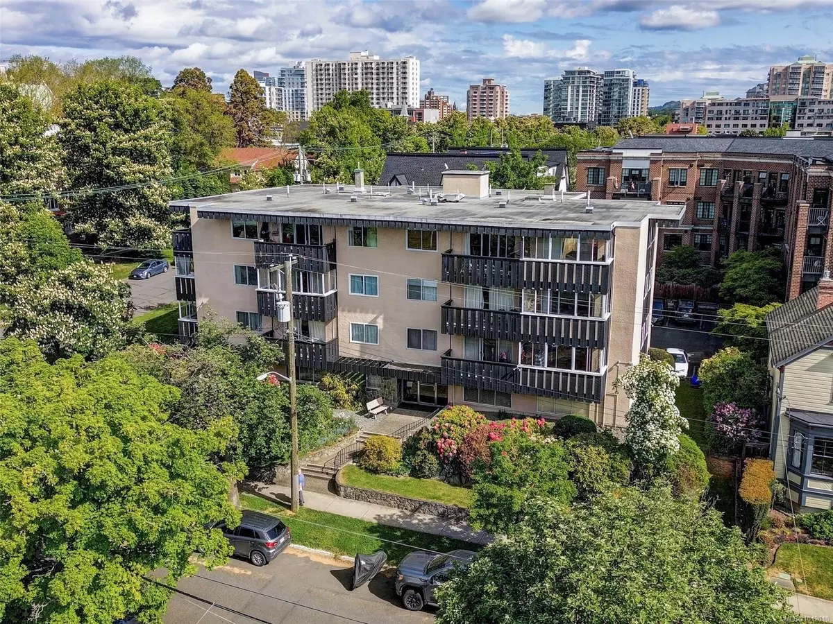 Victoria, BC V8V 3E9,1000 McClure St #206