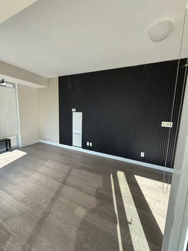 17 Dundonald ST #1607, Toronto C08, ON M4Y 1K3