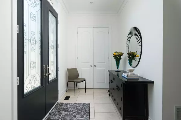 Pickering, ON L1V 1L3,1761 Woodview AVE