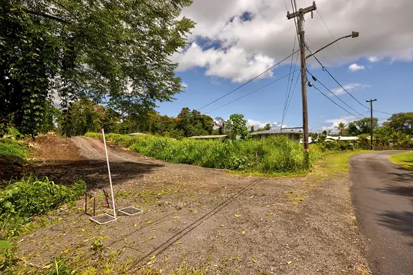 Hilo, HI 96720,108 HALE MANU DR