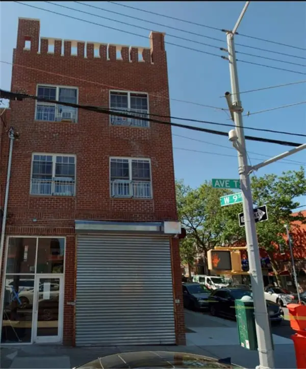 Brooklyn, NY 11223,122 Avenue T