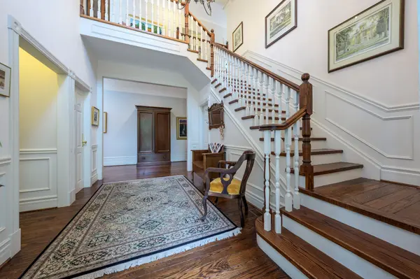 2097 Grange Side RD, Caledon, ON L7C 0E7