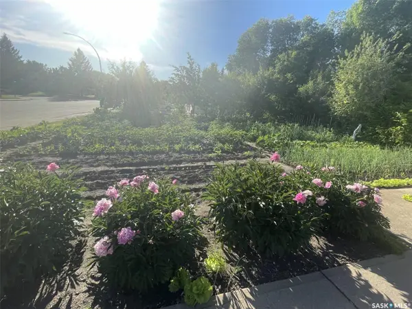 Yorkton, SK S3N 2R4,38 Rosefield DRIVE