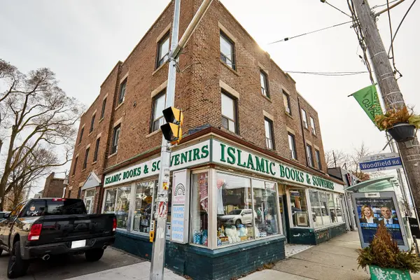 Toronto, ON M4L 2W7,280 Woodfield RD