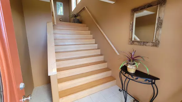 Kealakekua, HI 96750,81-6632 ALALANI ST