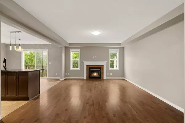 Chestermere, AB T1X 0R1,340 Whitecap WAY