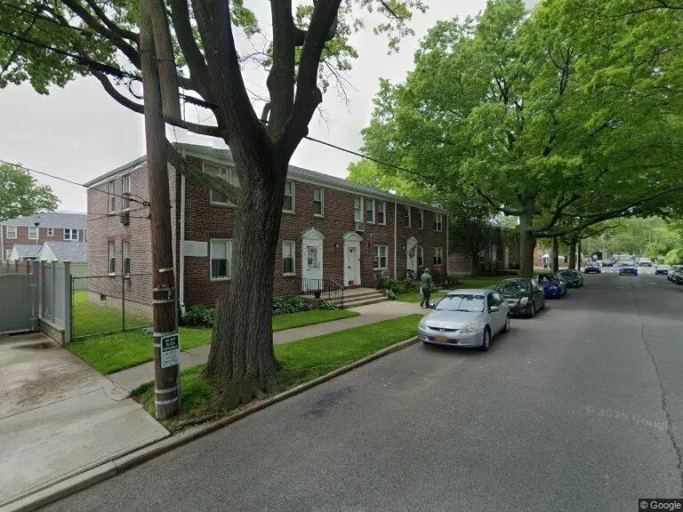 1774 East 54th ST #13B, Brooklyn, NY 11234