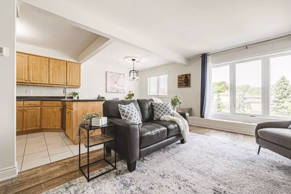 Burlington, ON L7M 3X5,3050 Pinemeadow DR #30