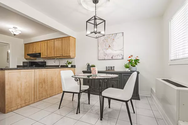 Burlington, ON L7M 3X5,3050 Pinemeadow DR #30