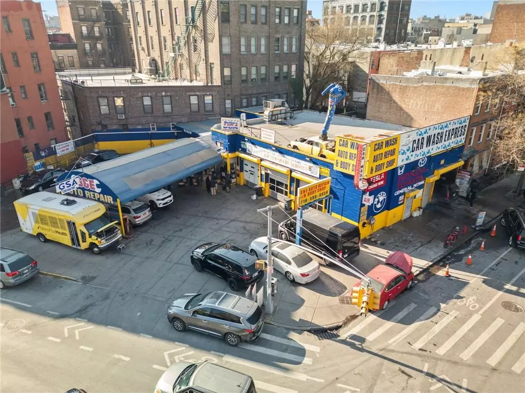 Brooklyn, NY 11211,225 Union AVE