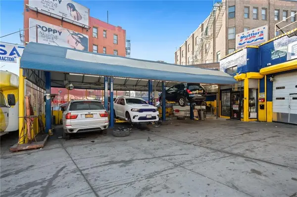 Brooklyn, NY 11211,225 Union AVE