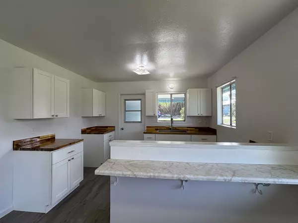 Pahoa, HI 96778,16-2121 SANDALWOOD DR