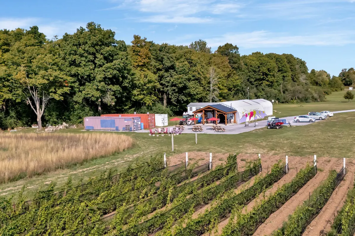 Prince Edward County, ON K7P 2Y4,18055 Loyalist Pkwy