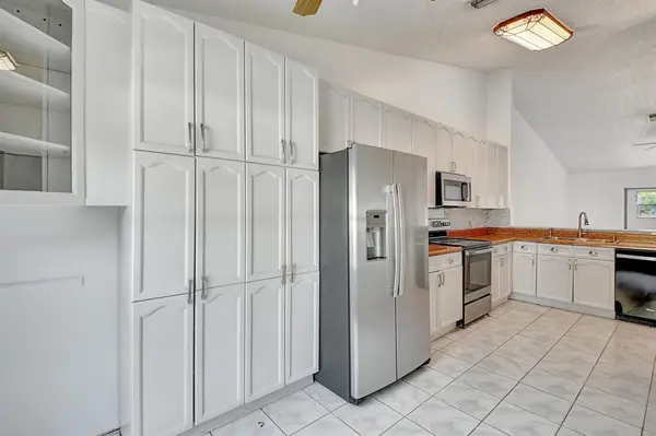 Lake Worth, FL 33463,5105 Arbor Glen Cir