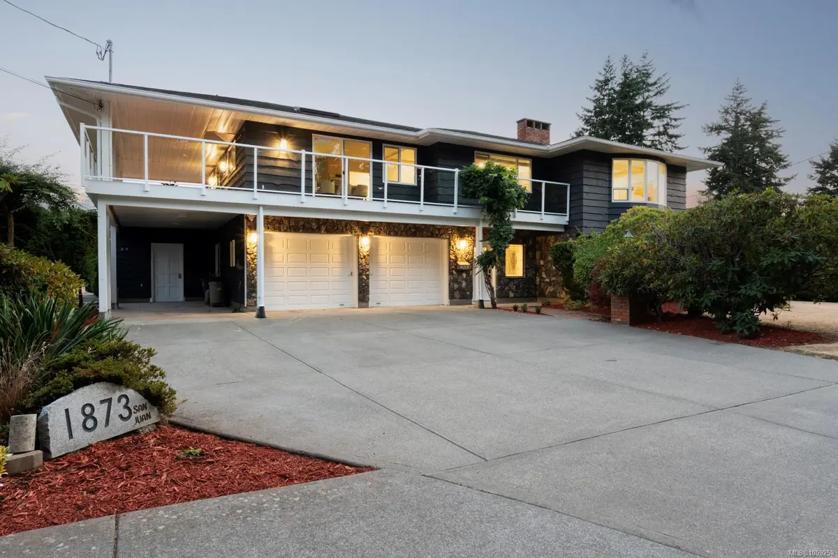 Saanich, BC V8N 2J1,1873 San Juan Ave